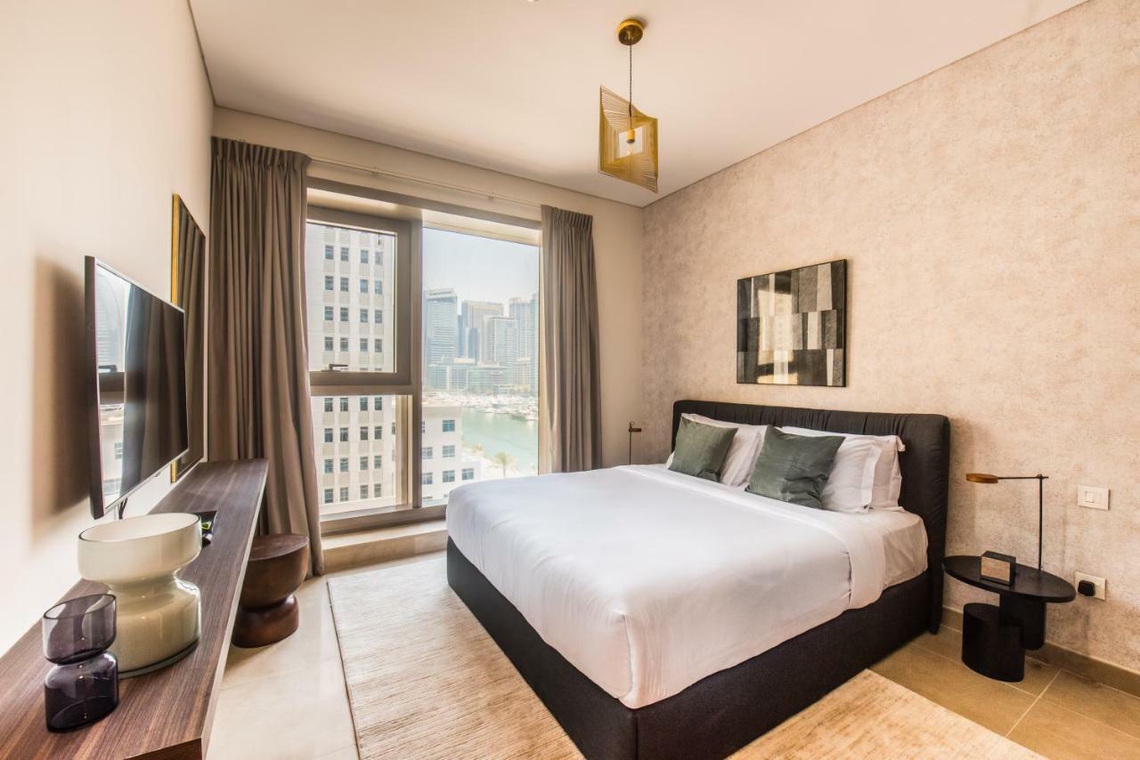 Fantastay Sparkle Tower One Bedroom Suite Marina View Dubai Bagian luar foto